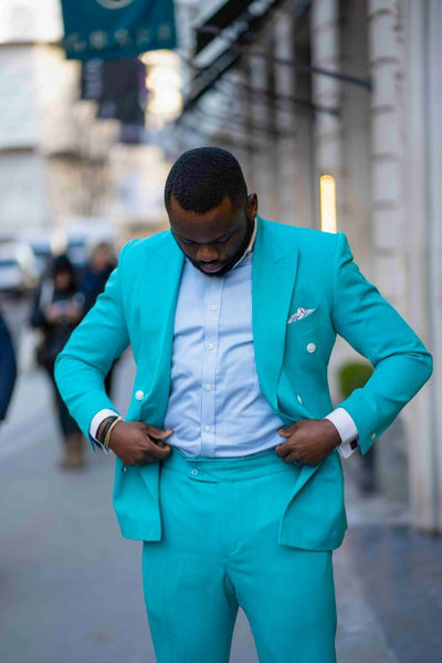 Quick No-Wash Hacks to Remove Stains from Your Suit